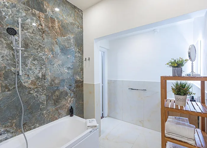 In - Bramante Luxury דירה